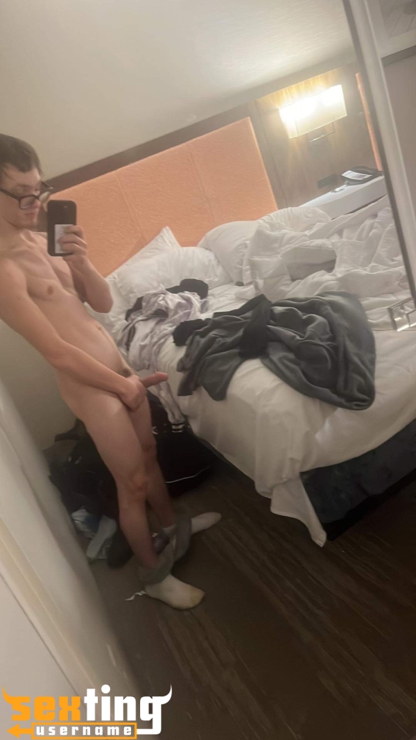 Tradingaxcount, 20 years old, from United States